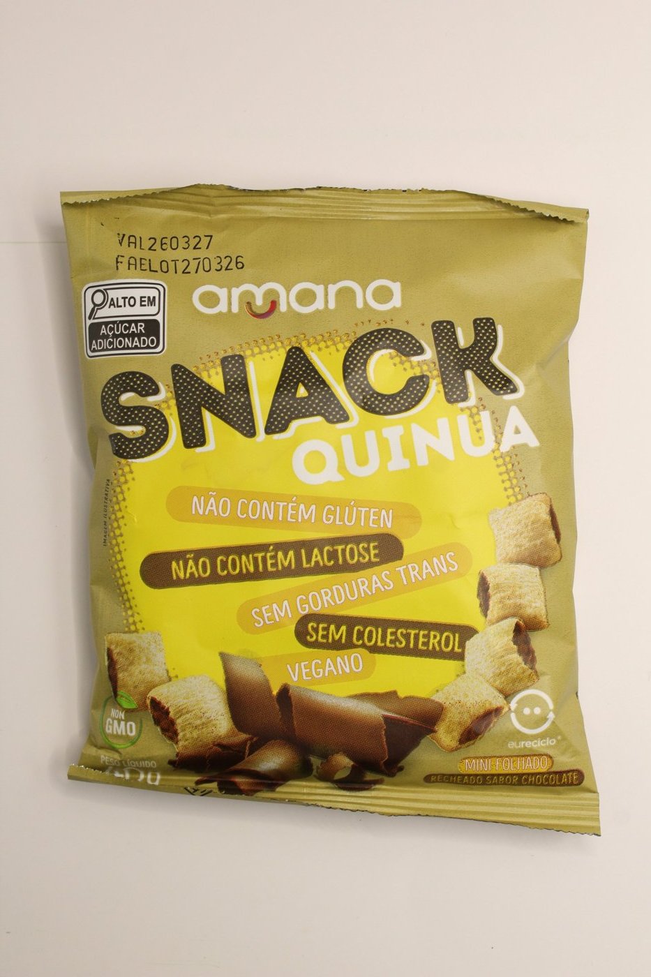 O pacote do Snack Quinua recheado de chocolate